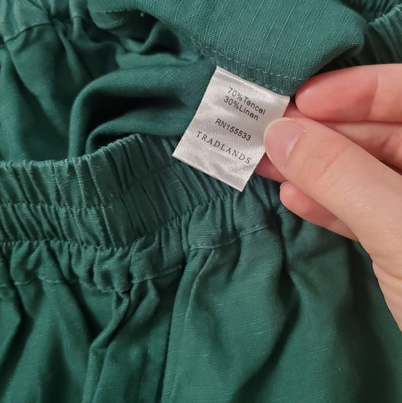 Tradlands Paloma Linen Pants in Emerald - Picture 12 of 12